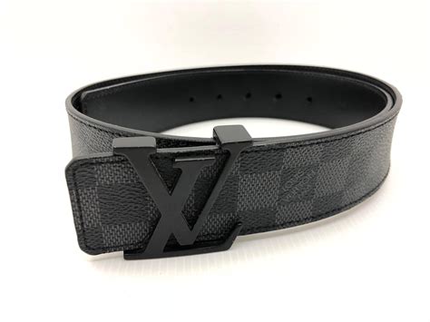 Louis Vuitton male belt